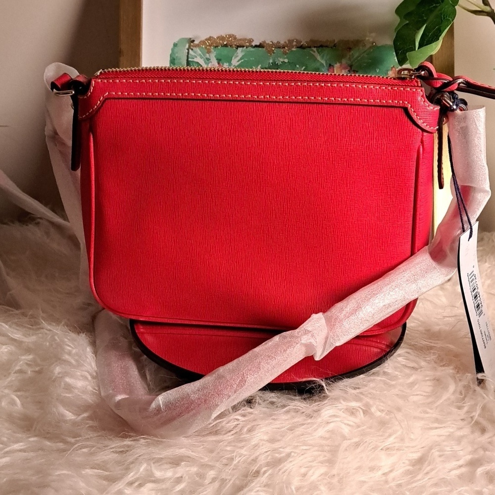Dooney & Bourke NWTs East/West Pocket Crossbody - Picture 6 of 9